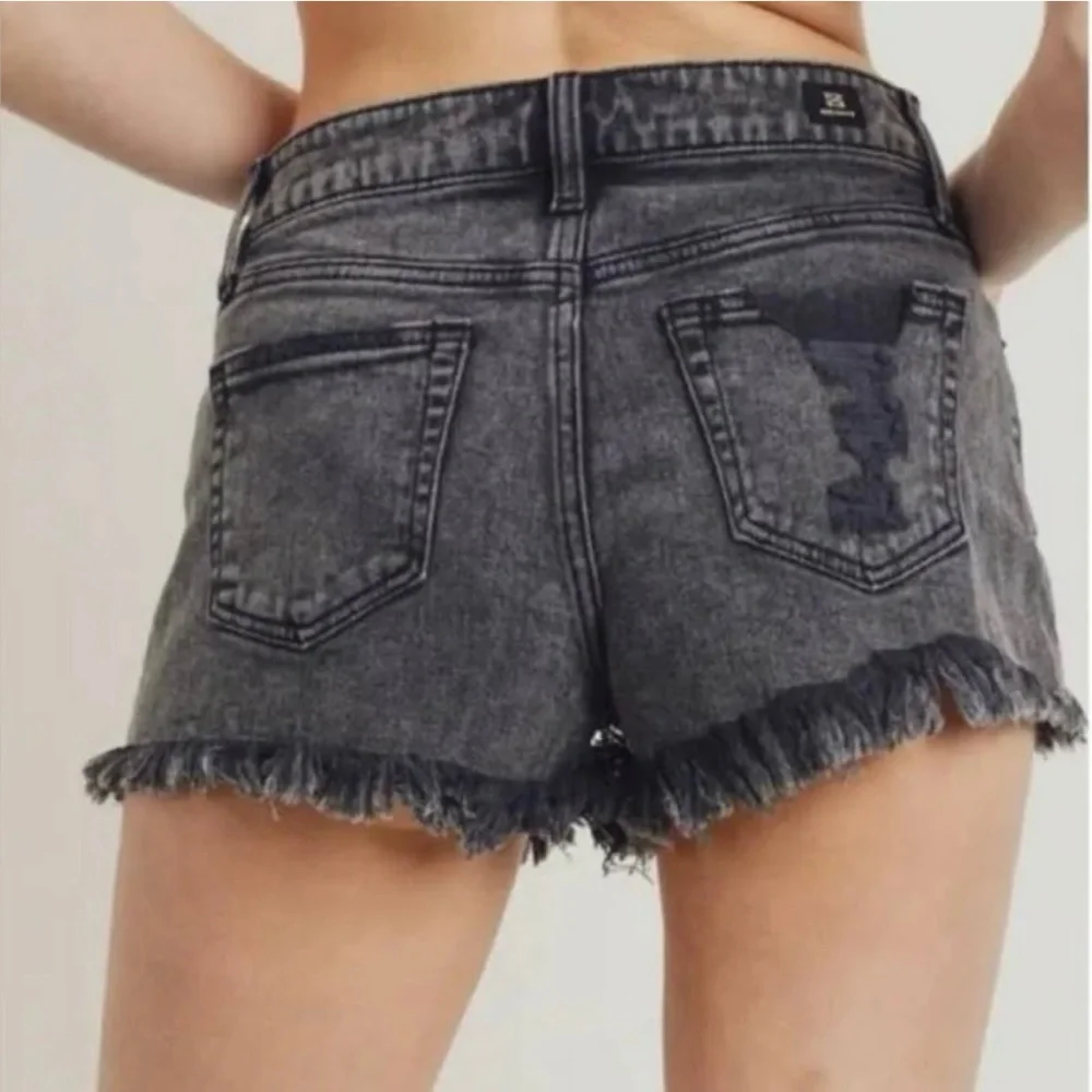 LTJ Letter to Juliet Acid Black Distressed Cut Off Jean Shorts NWT XS - Picture 2 of 8